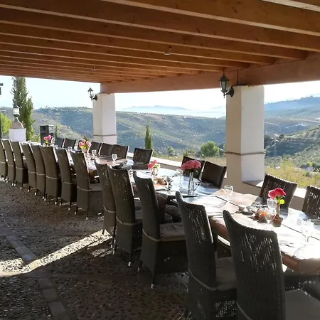 Castle Tower In Rural 'picasso' Apartment